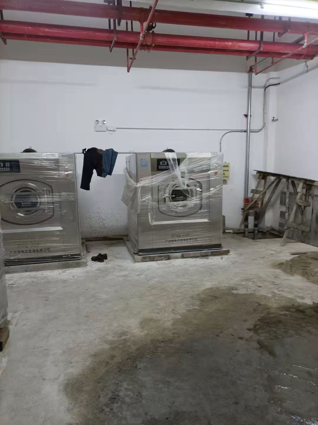 低能耗高洗凈度!廣州工業滾筒洗衣機助力民宿布草日處理500kg不間斷周轉